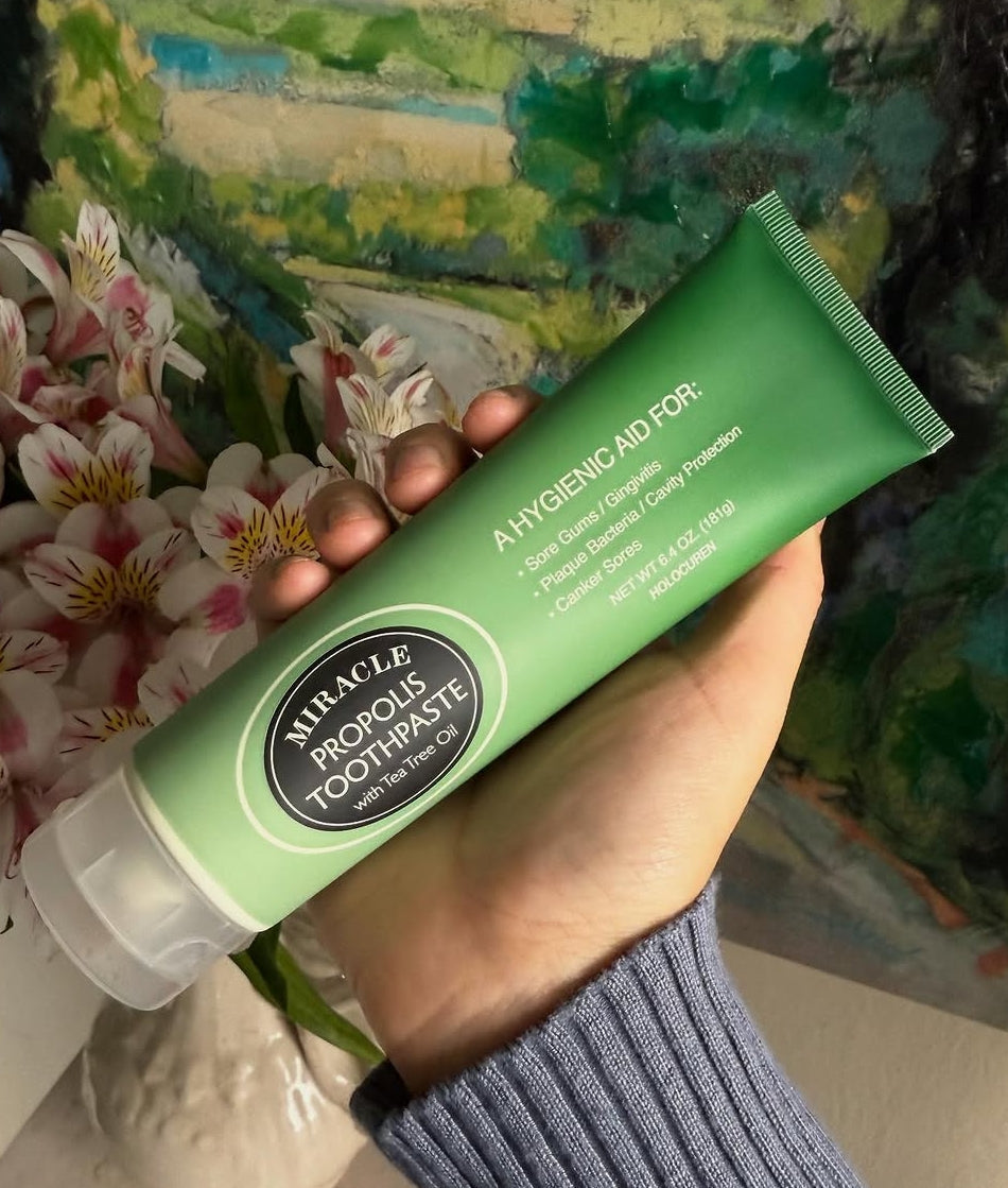 Holocuren Miracle Propolis Toothpaste with Tea Tree Oil 6.4 Oz – Fluoride-Free